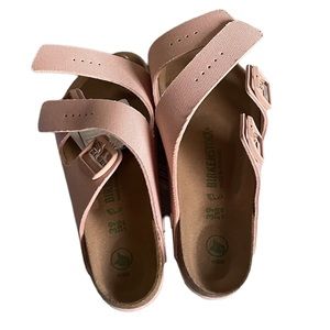 Birkenstock Arizona Rivet Logo